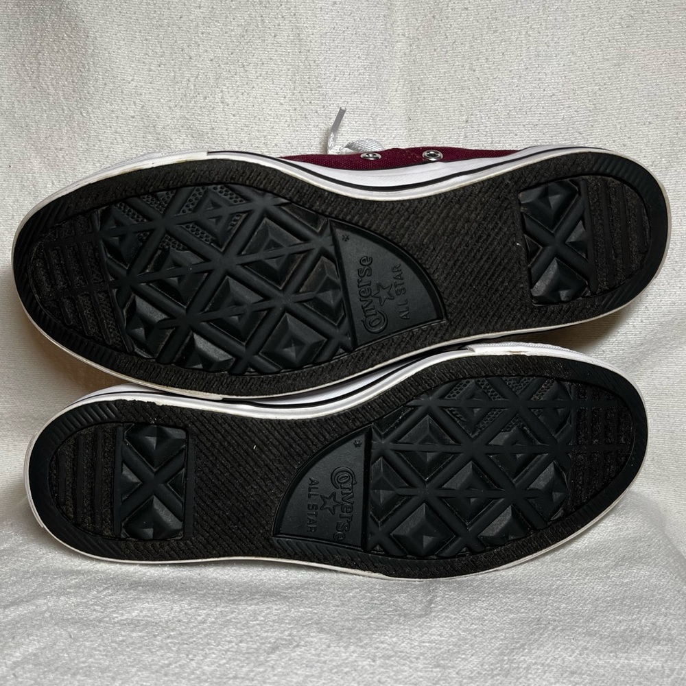 Converse All Star Women’s size 8 or Mens 6. - Picture 5 of 8